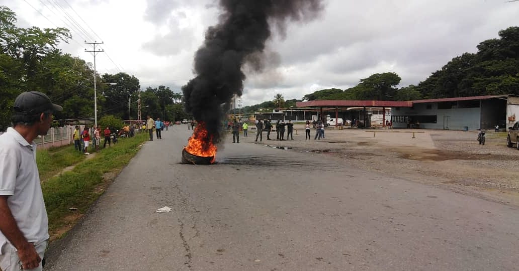 Protestas por gasolina en Bolívar, Cojedes y Monagas #24Ago
