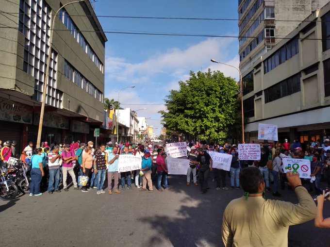 En Lara y Cojedes protestan los productores por falta de gasolina