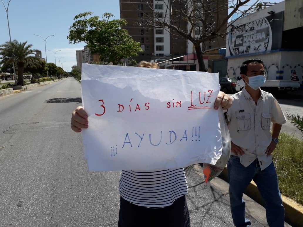 Persisten cortes eléctricos en sectores de Caracas y varios estados del país  