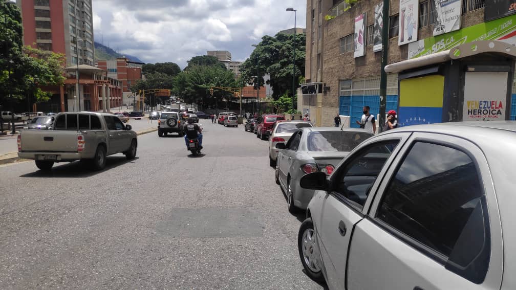 De Rubio a Puerto La Cruz: un calvario reponer gasolina en Venezuela #14Ago