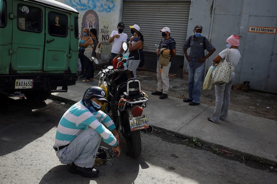 Venezuela pasa los 200 fallecidos y roza los 1.000 casos de coronavirus este #6Ago