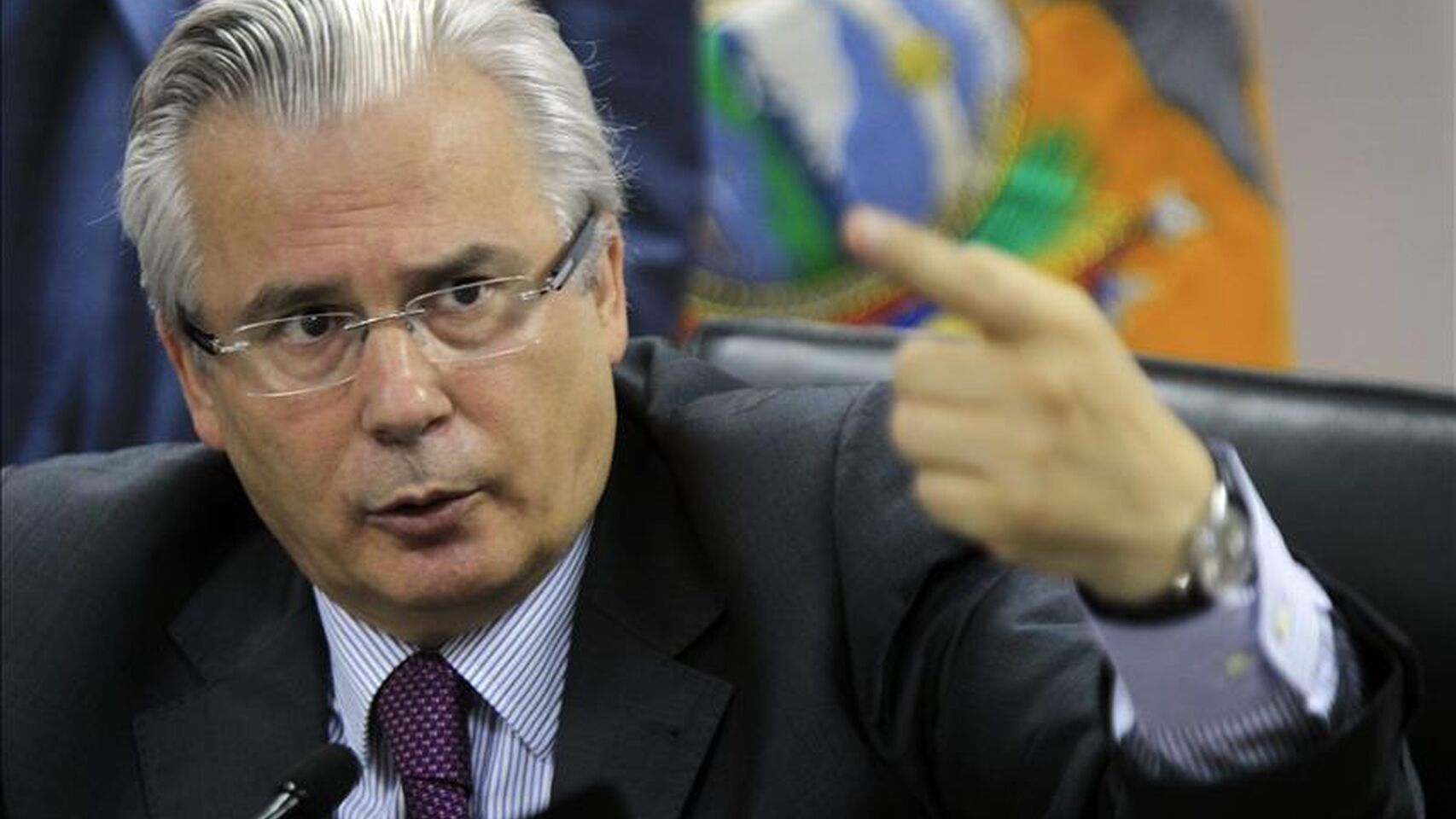 Empresario colombiano Saab acusa a Cabo Verde de atentar contra su defensa