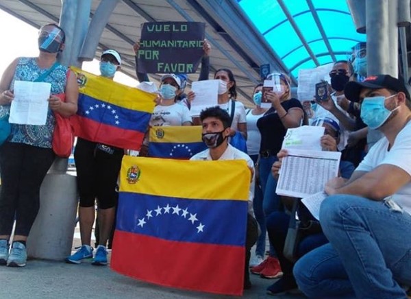 Venezolanos varados en Panamá exigen vuelo humanitario tras seis meses de espera