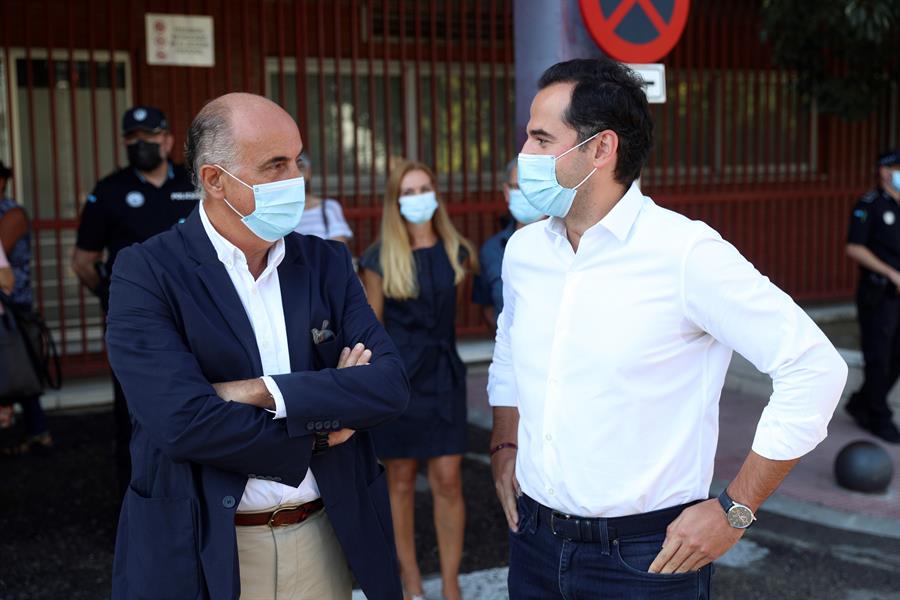 Madrid anuncia confinamientos selectivos y más limites a la movilidad