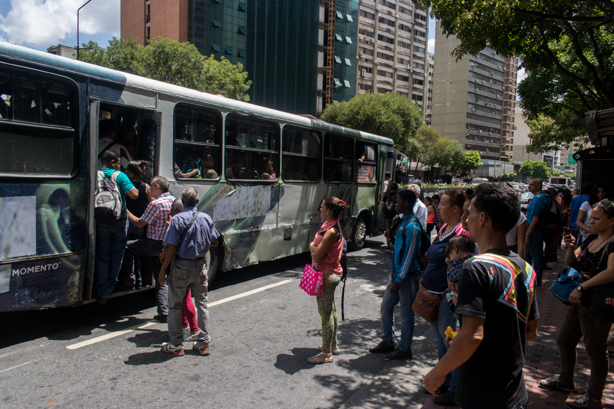 Aumento del pasaje urbano a Bs. 30.000 entra en vigencia el martes #13Oct