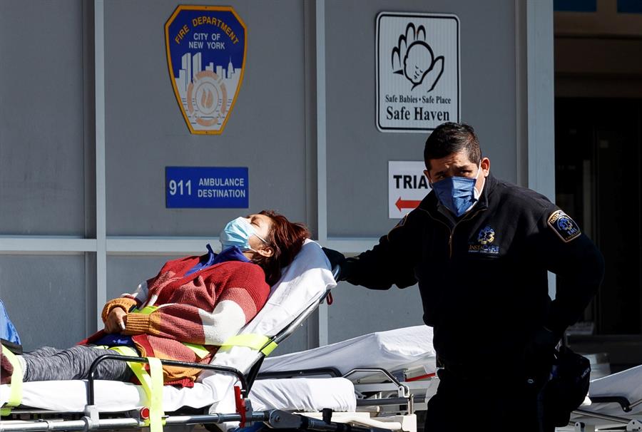 EEUU rompe barrera de las 200.000 muertes por COVID-19
