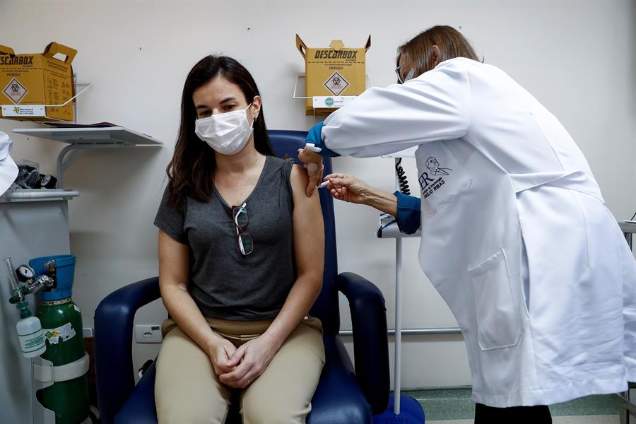 EEUU empieza a reclutar a 60.000 voluntarios para vacuna del COVID-19
