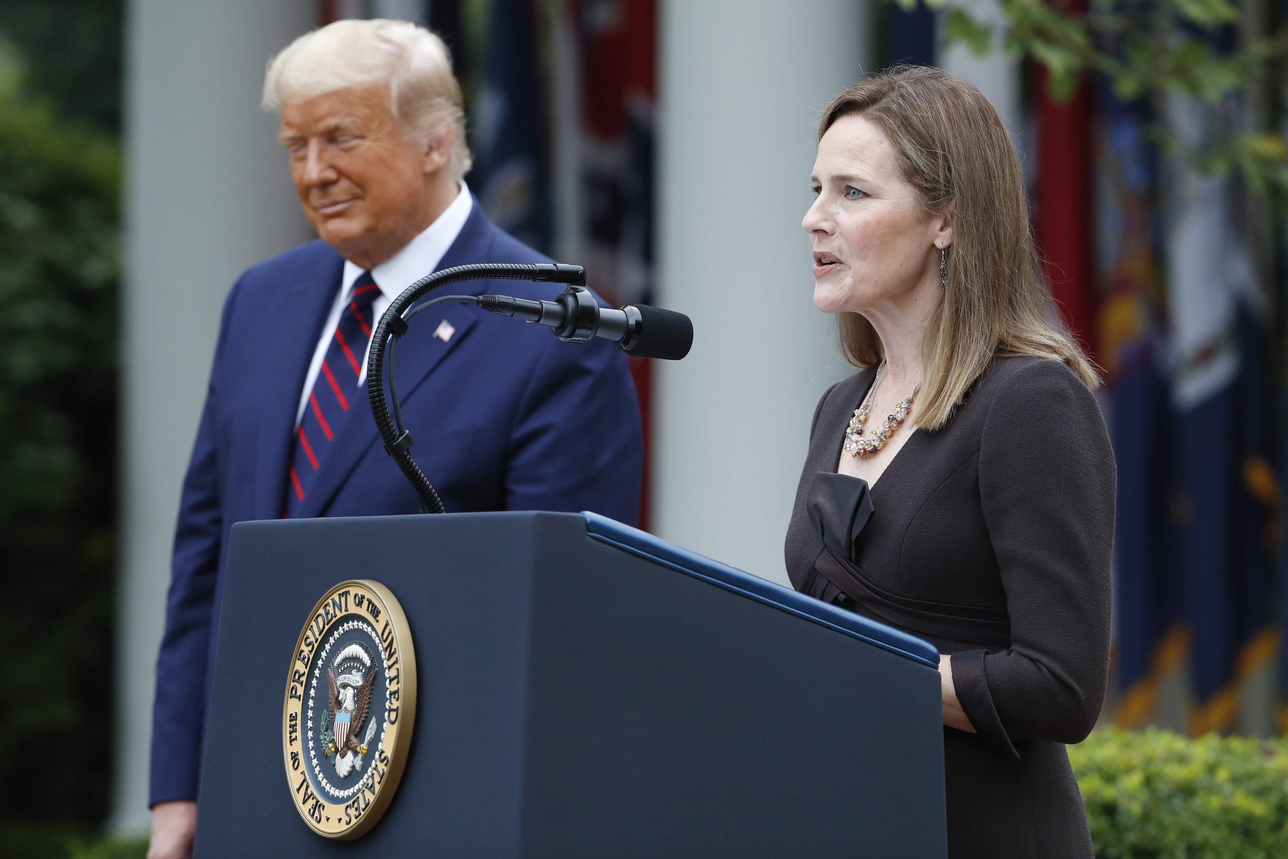 Trump confirma designación de Amy Coney Barrett a la Corte Suprema