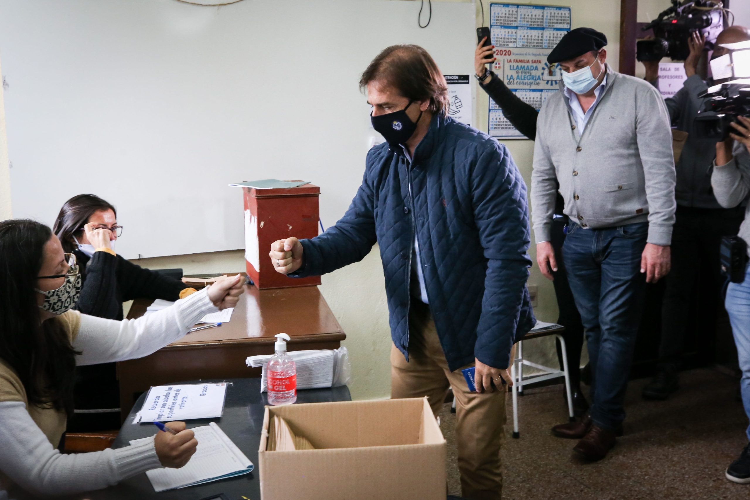 Gobierno de Lacalle Pou sale fortalecido de comicios regionales en Uruguay
