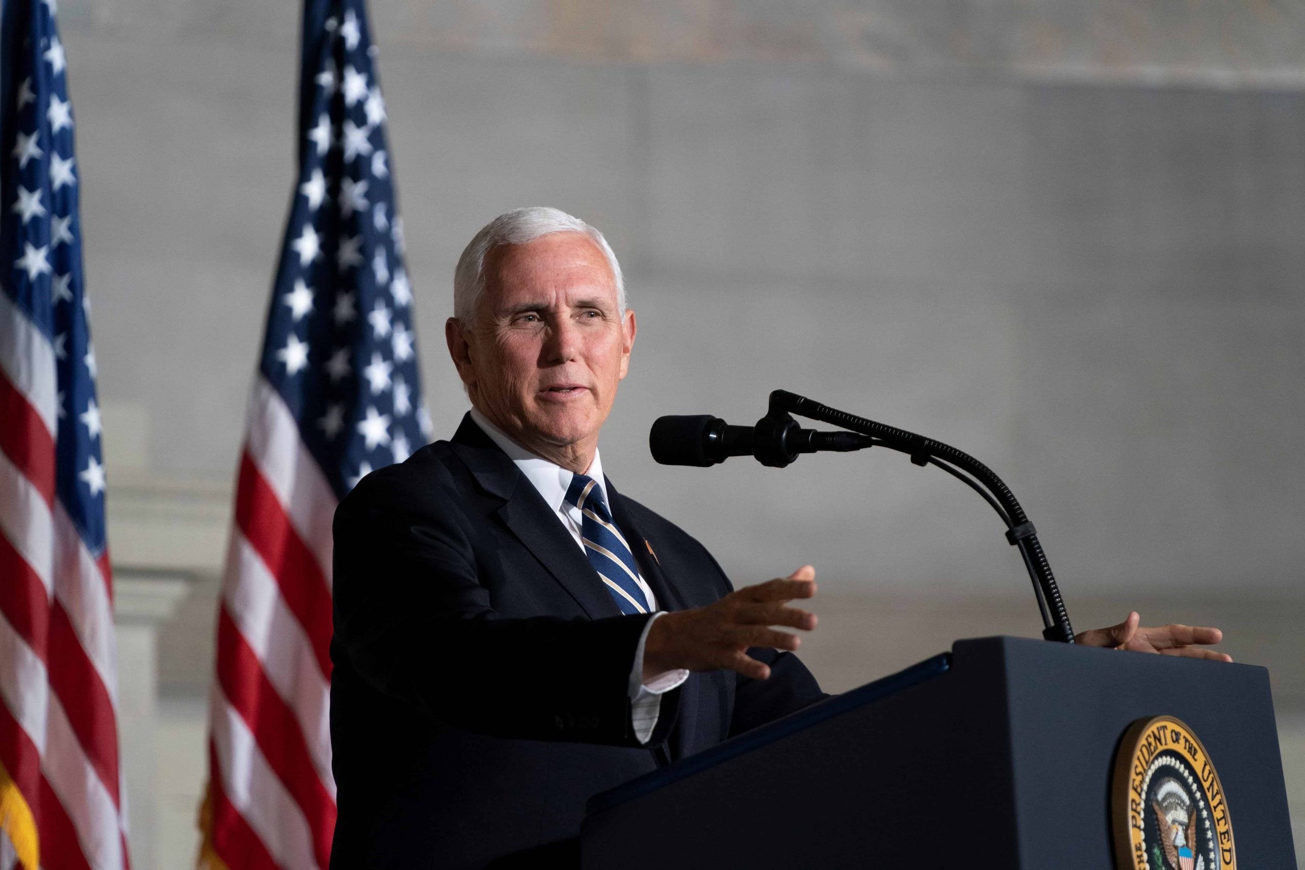 Guaidó habla con Mike Pence sobre informe de Misión de la ONU