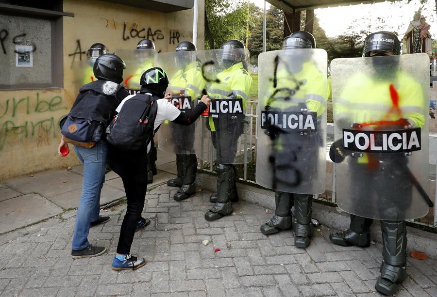 egunda jornada de protestas contra la Policía en Colombia