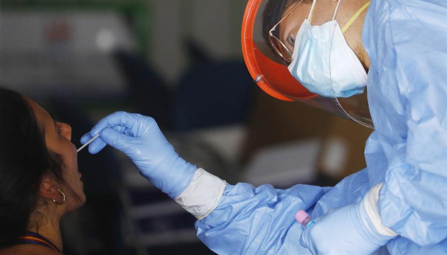 Se elevan a 33,4 millones los casos globales de COVID-19, tras 225.000 nuevos contagios