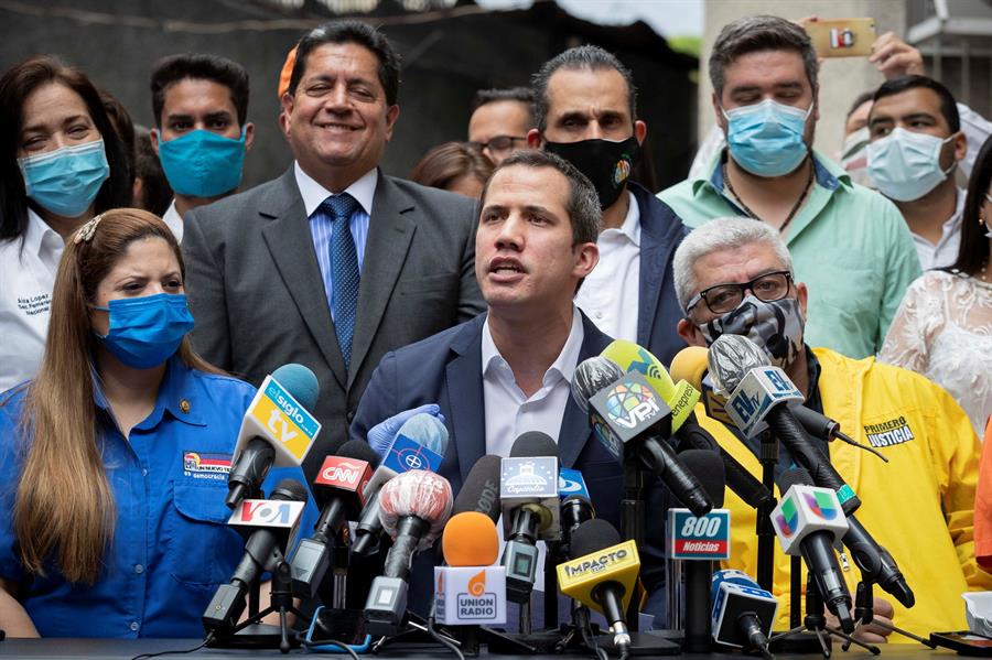 "Anuncian un fraude con 30% de pura falsedad", afirma Guaidó