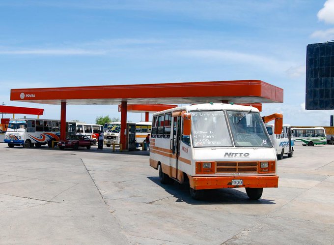 La ciudad de Mérida amaneció sin servicio de transporte público por escasez de combustible este #8Dic