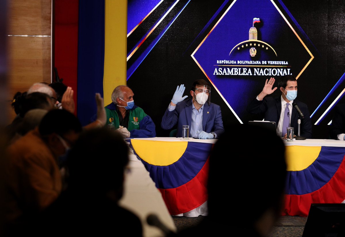 Óscar Vallés: Consulta popular de la AN trata de blindar la continuidad del gobierno interino