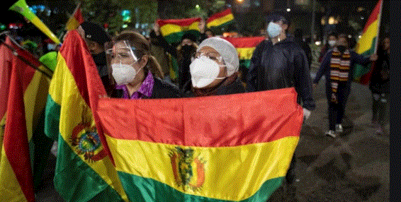 Lentitud del recuento de votos genera algunas protestas en Bolivia