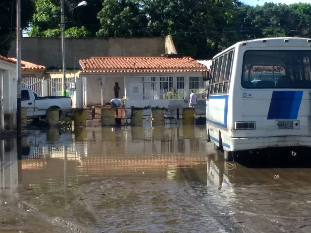 Inundaciones al sur de Maracay dejaron al menos 119 viviendas afectadas