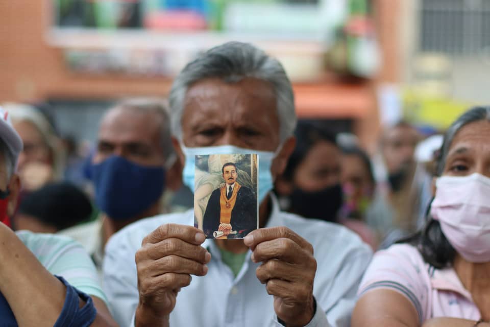 exhumación