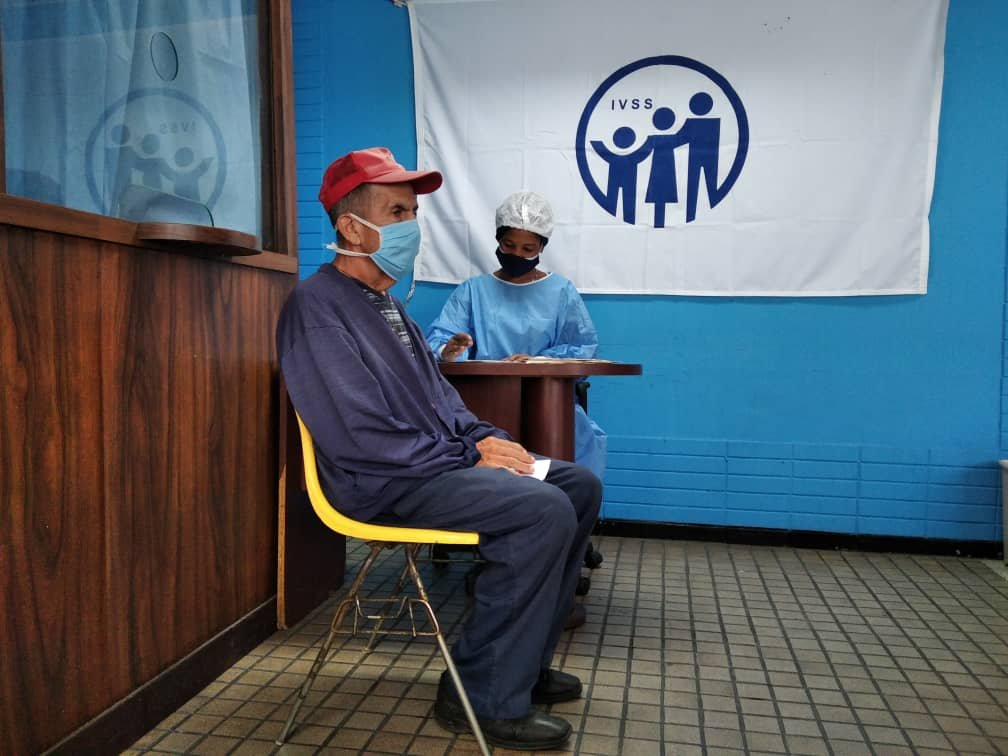 Personal del Centro de Especialidades del Ivss denuncia falta de equipos de protección