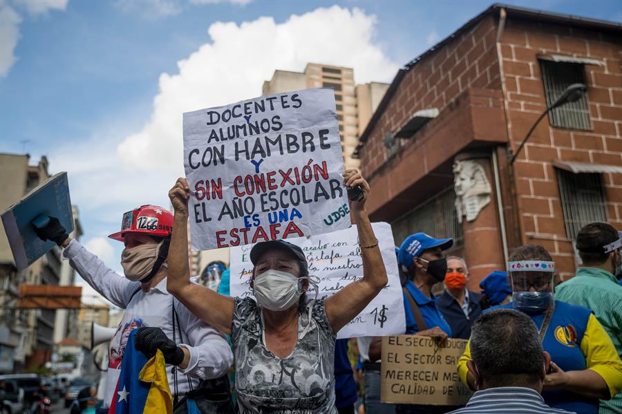 Maestros convocarán nueva jornada de protesta nacional el 20 de octubre