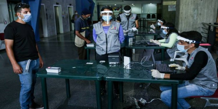 Advierten que capacitación en línea de miembros de mesa para el 6D es incompleta y de poca rigurosidad
