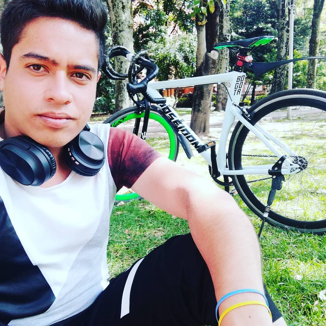Joven asesinado en Bogotá soñaba con buscar a su hija en Venezuela