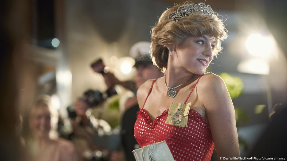 Ministro británico pide a Netflix que indique que The Crown es ficción