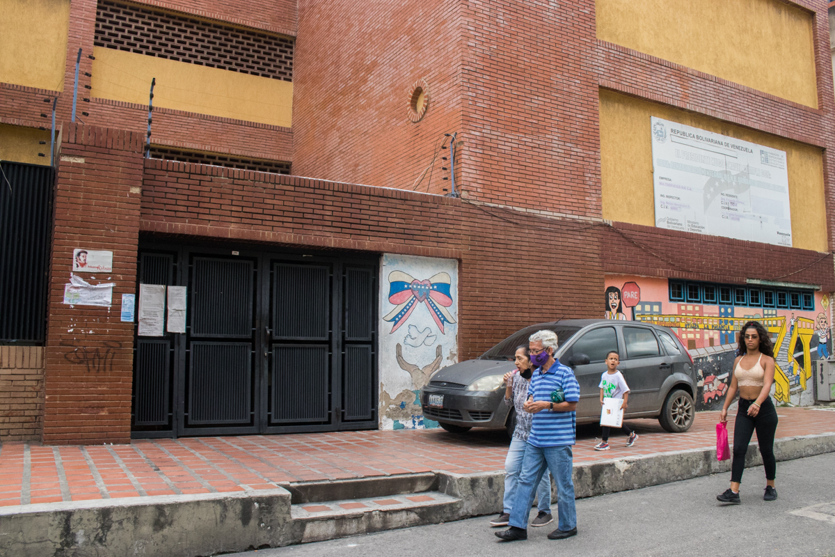 Reportan 352 casos de coronavirus y siete fallecidos #11Feb