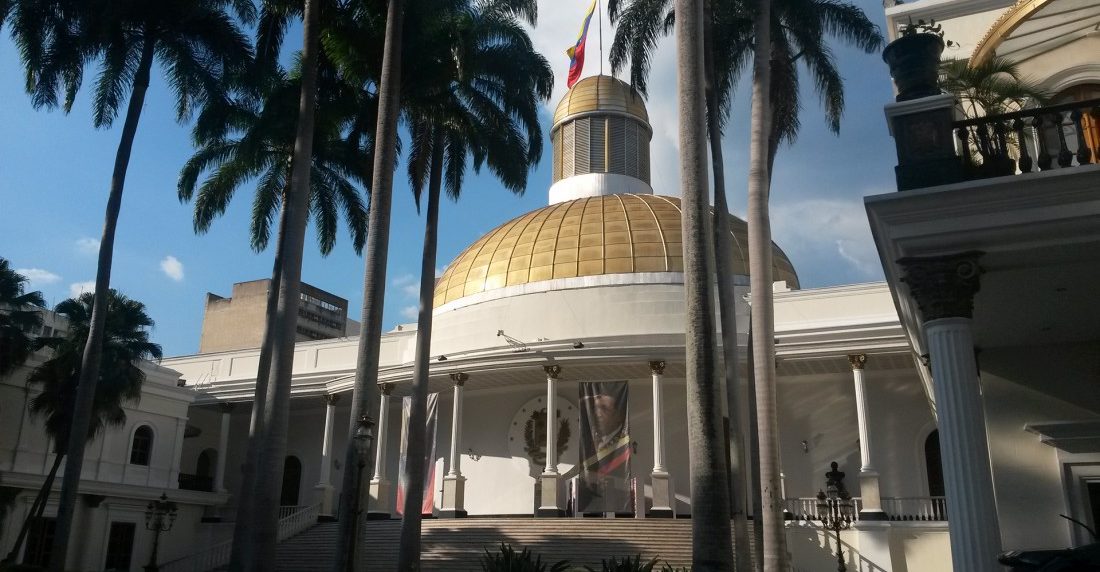 AN ilegítima obstaculizará la ayuda económica para Venezuela, según analistas