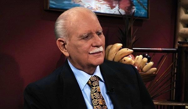 Periodistas y dirigentes chavistas le dan el último adiós a José Vicente Rangel