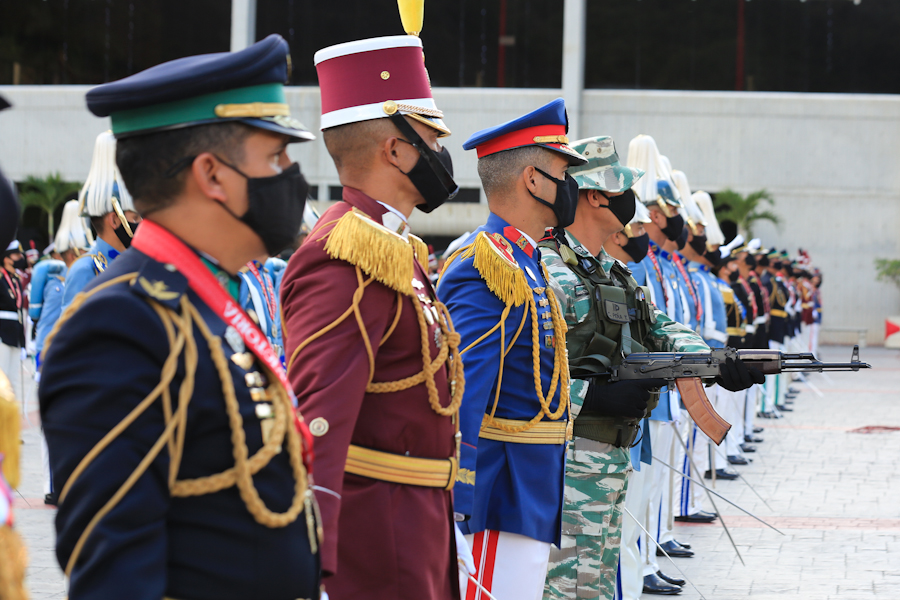 En Venezuela ha crecido la estructura "burocrática" militar, según Control Ciudadano