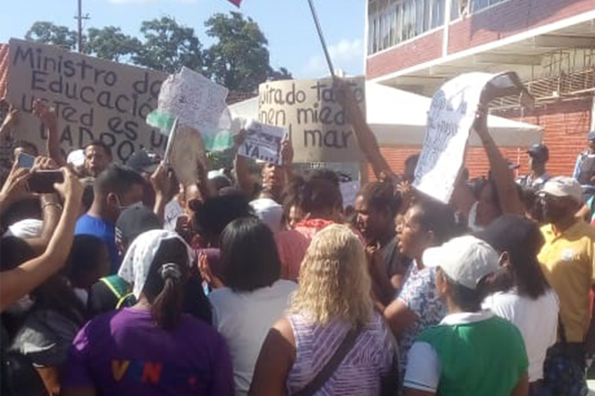 Pobladores de Güiria inician este #19Dic con nueva protesta