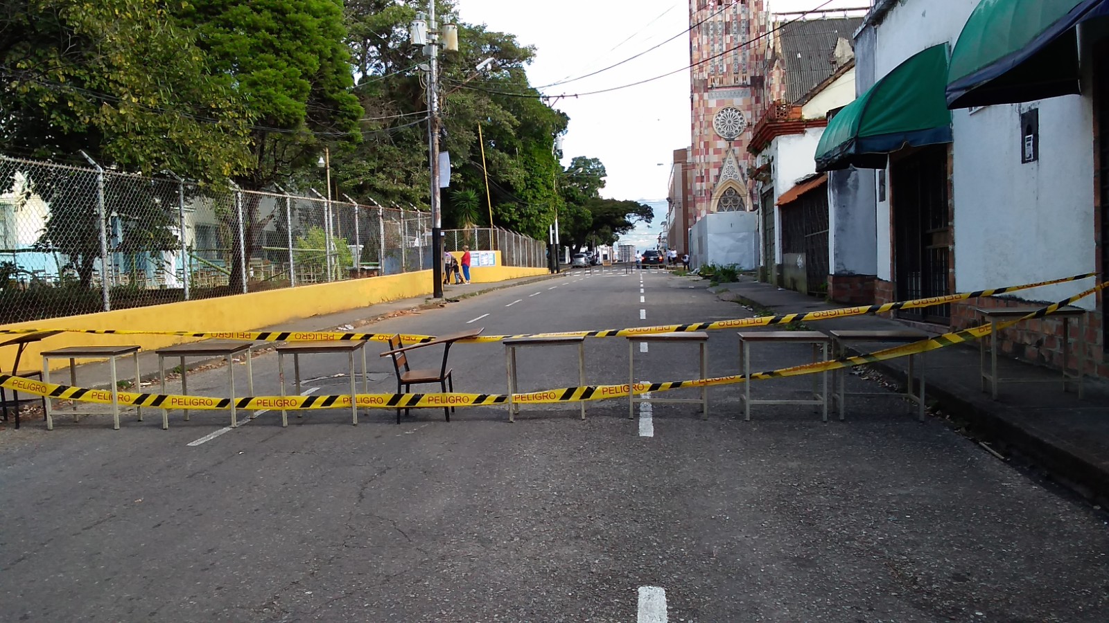 En Táchira los centros de votación lucieron solos este #6D