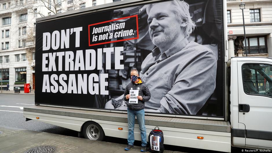 Justicia británica emite orden de extraditar a Julian Assange a EEUU
