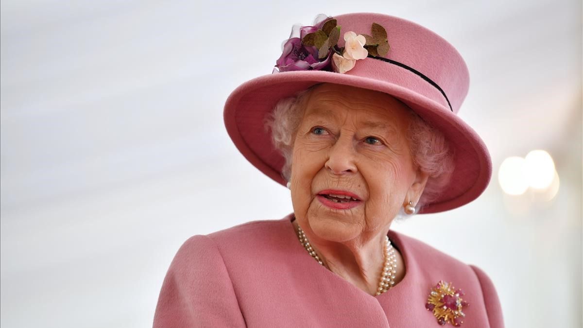 La reina Isabel II cancela sus actos oficiales por las próximas dos semanas