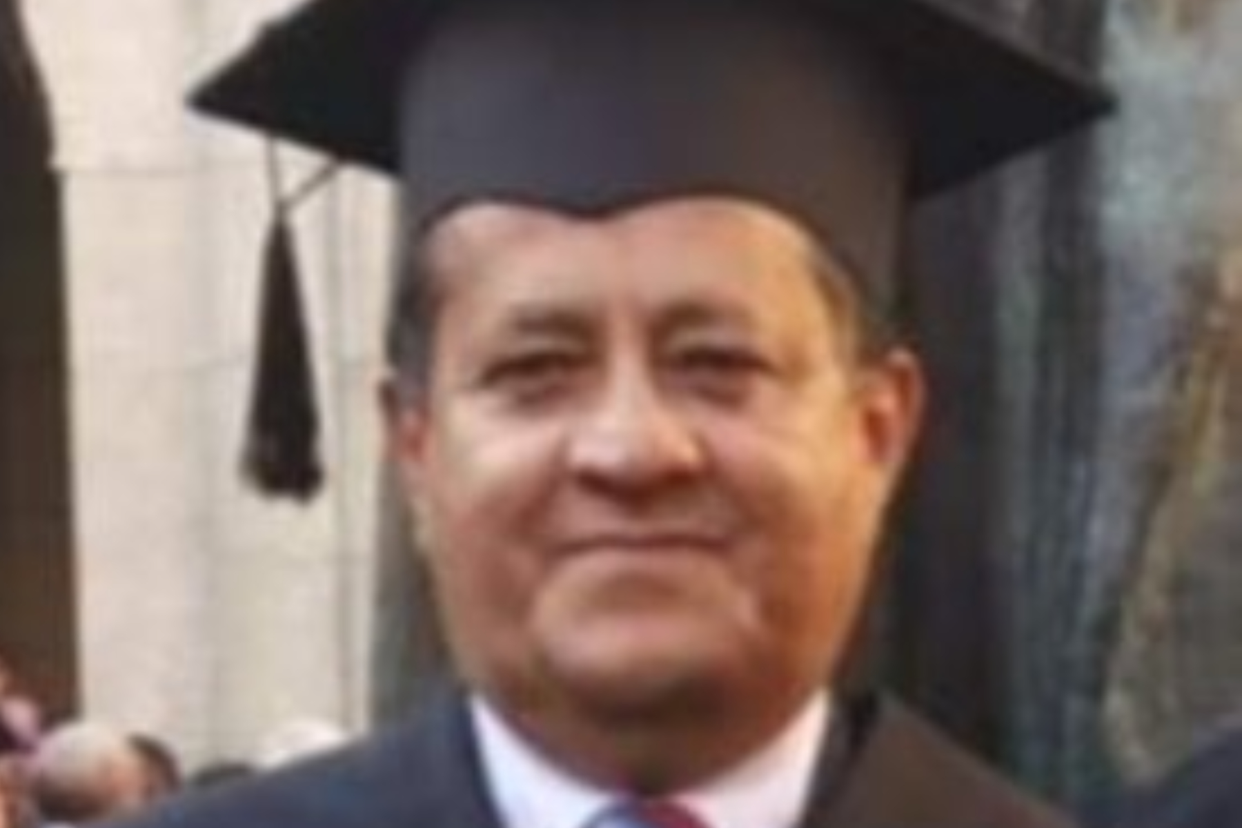 Fallece el urólogo Henry Salas por COVID-19 en Mérida