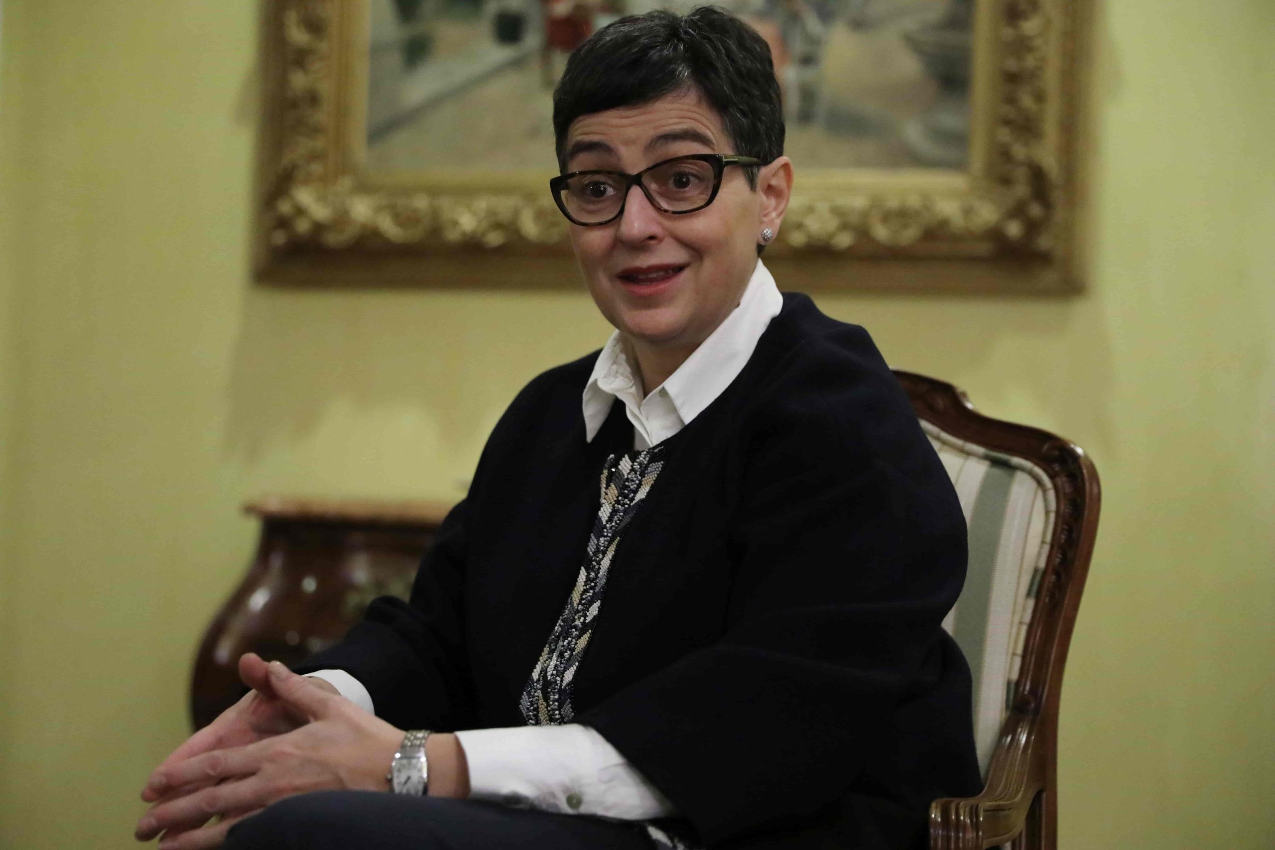 Ministra de Exteriores española pide a Maduro trato respetuoso en la relación