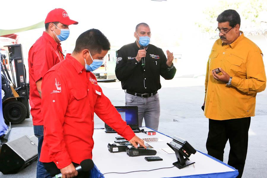 Maduro presenta sistema de pago electrónico para el Metro de Caracas