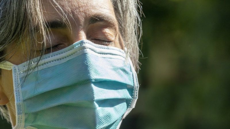 Vacuna contra la covid-19: por qué es normal tener algún efecto secundario leve tras la inmunización