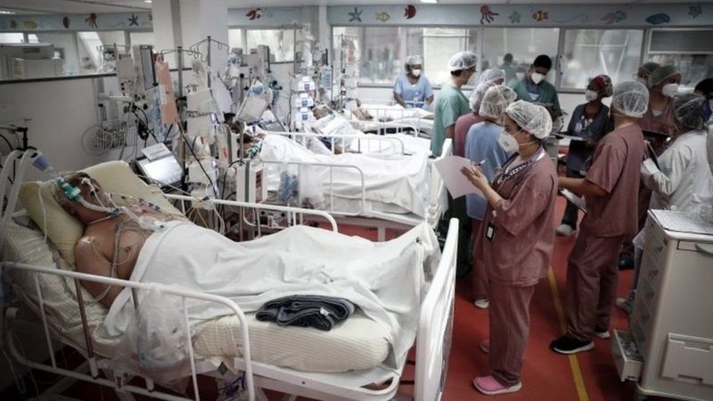 Coronavirus en Brasil: por qué el país está atravesando "la mayor crisis de la historia de su sistema de salud"