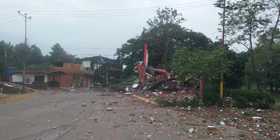 Colombia refuerza con 2.000 militares su seguridad en frontera con Apure, asegura El Tiempo
