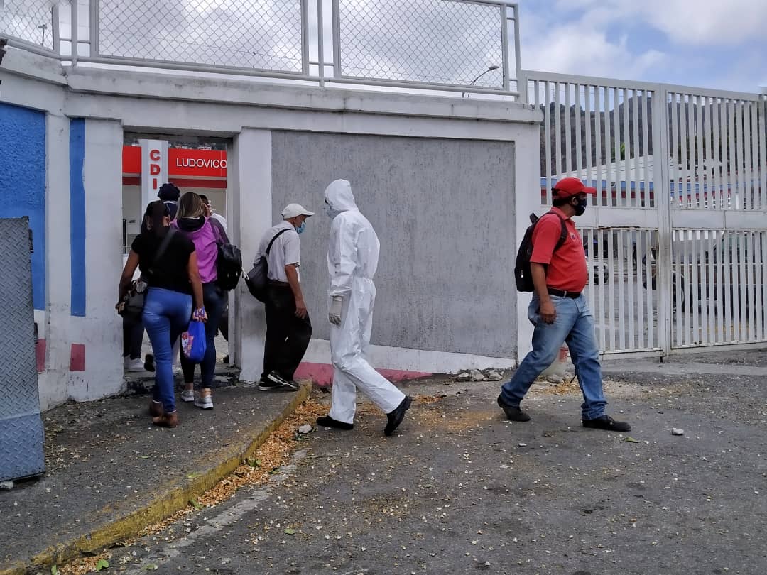Los CDI a punto de colpaso
