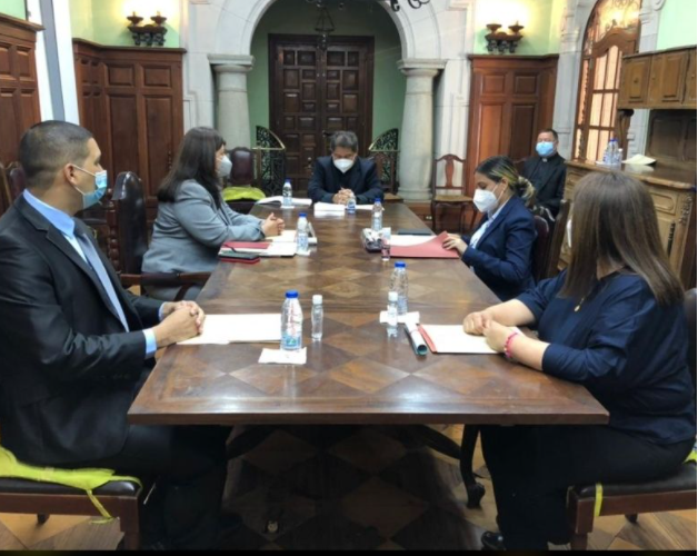 CEV y gobierno revisan medidas sanitarias para la celebración de la Semana Santa