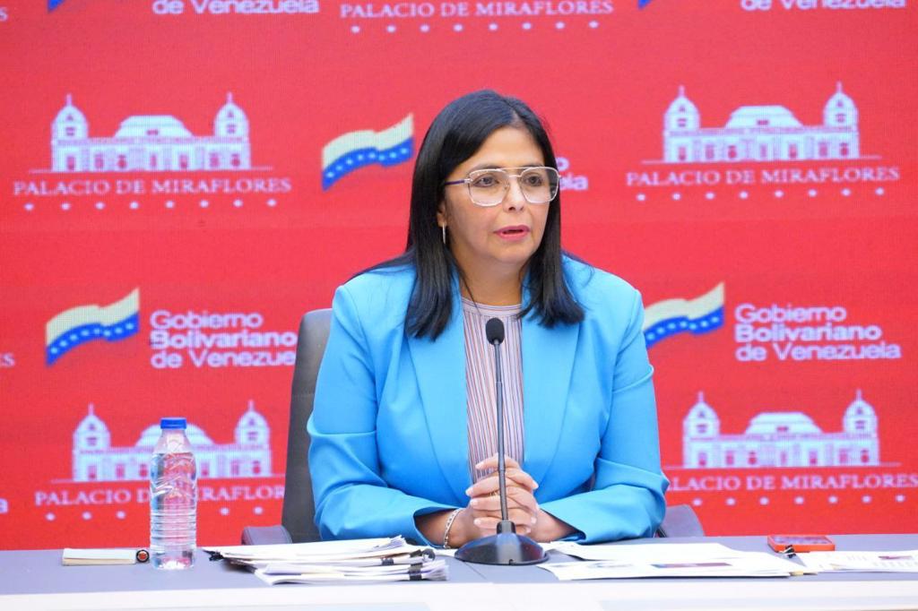 Delcy Rodríguez rechaza declaraciones de vicepresidenta colombiana sobre diálogo en México