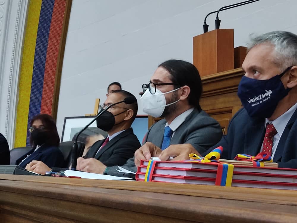 ´´No tengo conocimiento de que a Efecto Cocuyo se le haya abierto algún procedimiento´´, dice ministro Ñáñez