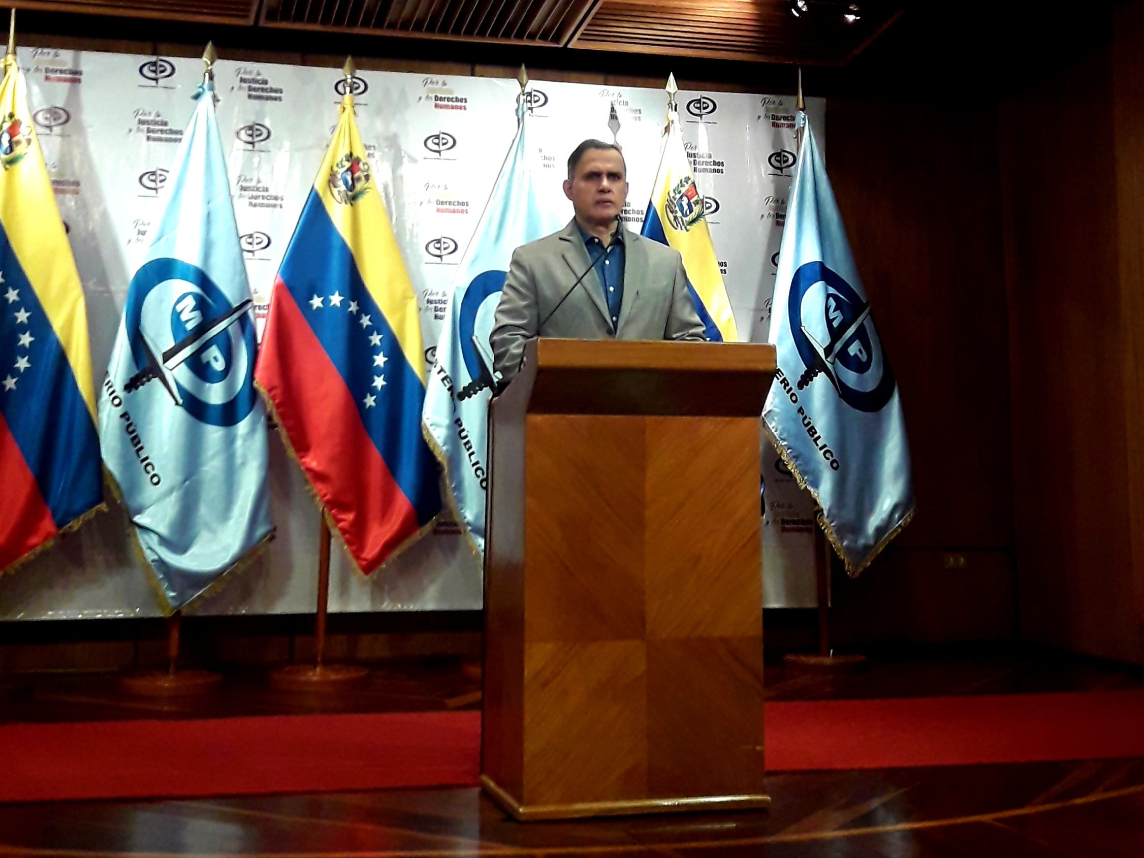 Saab anuncia investigación penal por ´´secuestro´´ de fondos de la República en el exterior