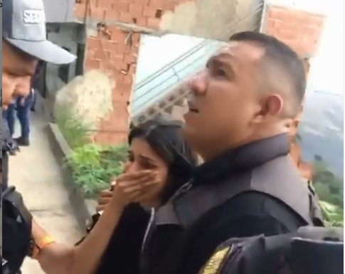 Rescatan a mujer a la que secuestraron al intentar vender automóvil por Marketplace