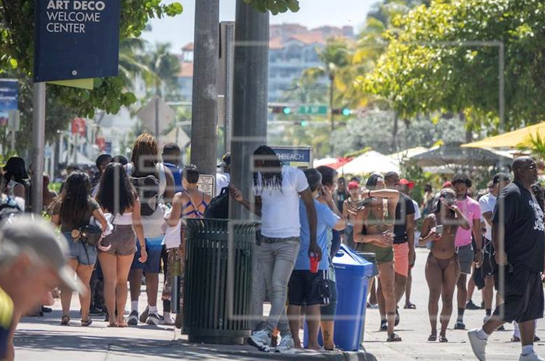 Declaran toque de queda en Miami Beach y corte de vías por aglomeraciones