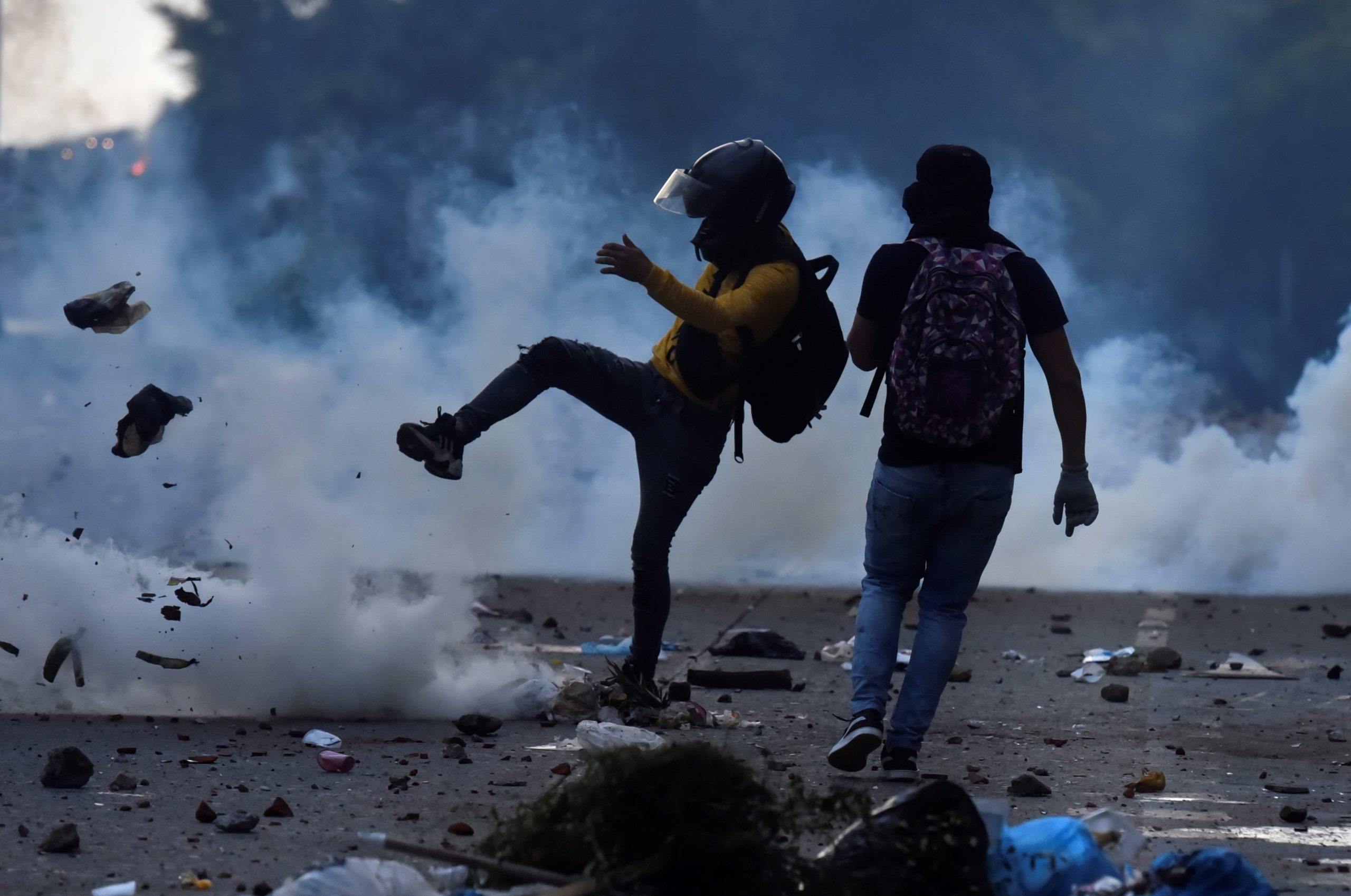 Detienen a 10 venezolanos en Cali por participar en protestas, dice alcalde de la zona