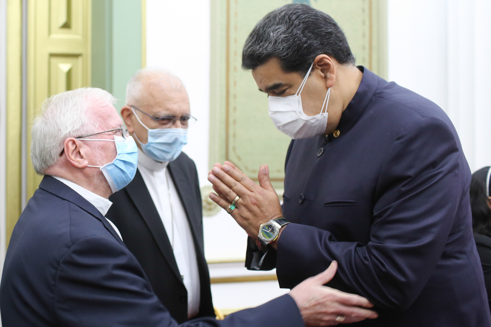 Maduro tras hablar con cardenal Porras: Fue un encuentro de reconciliación